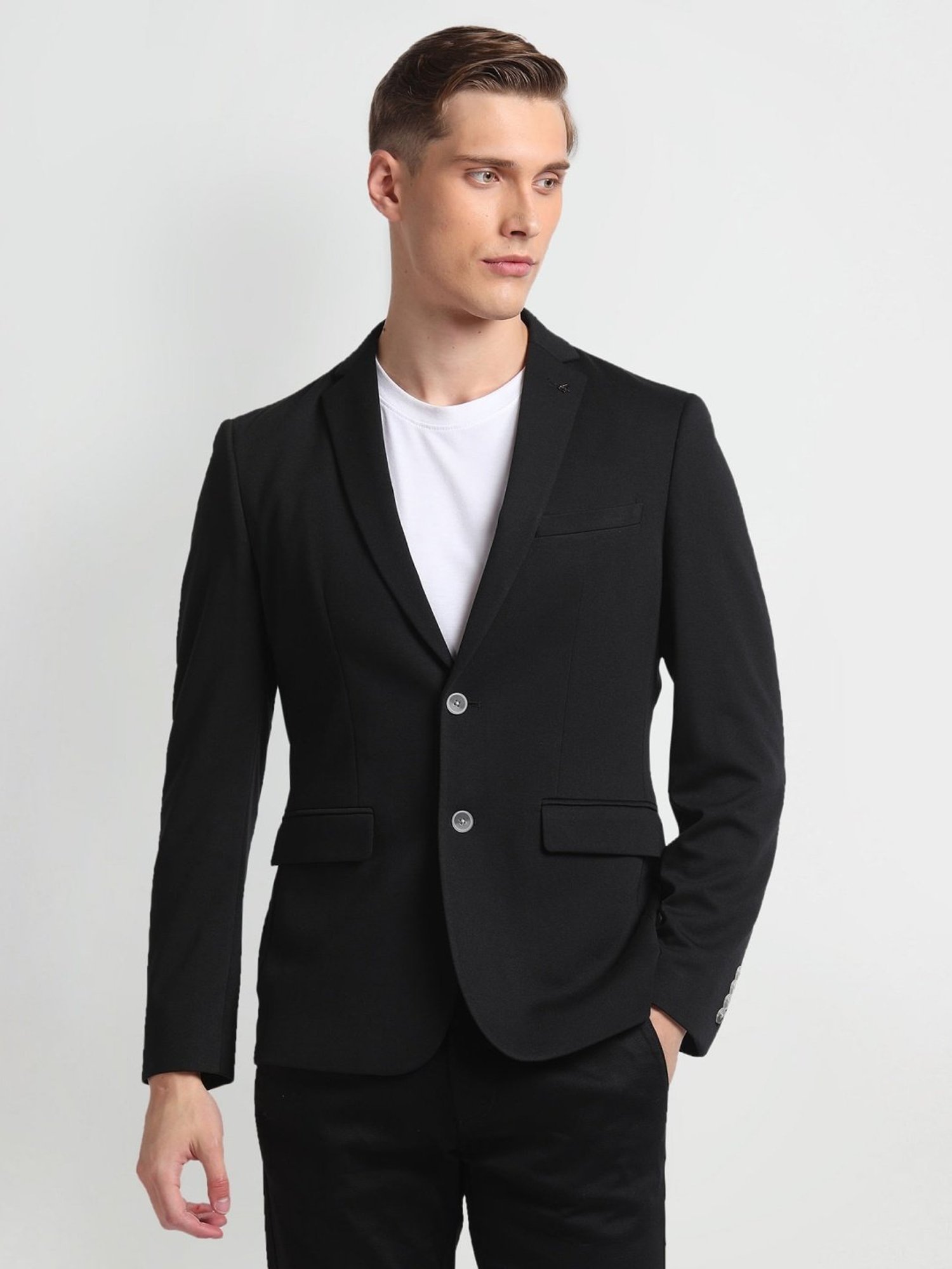 Arrow Sports Green Regular Fit Texture Waistcoat