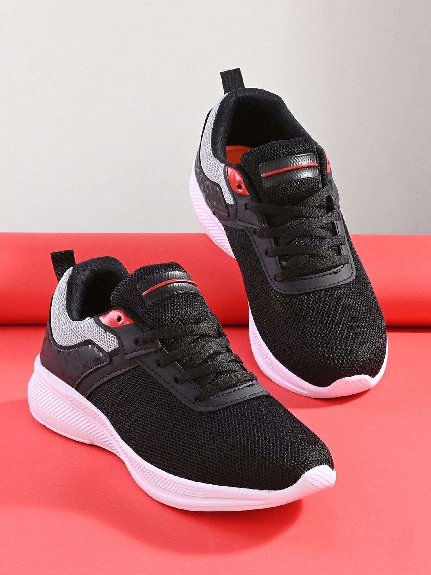 Giorgio Men's Green Running Shoes