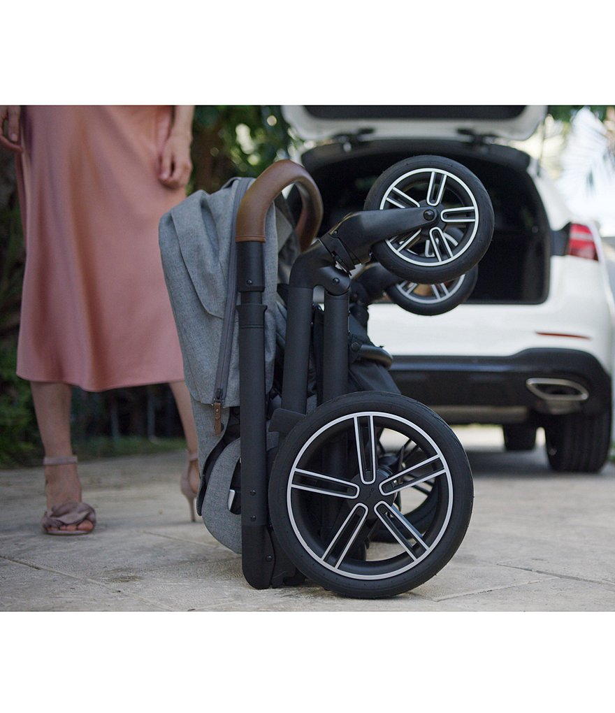 Nuna Mixx Next Stroller with Magnetic Buckle