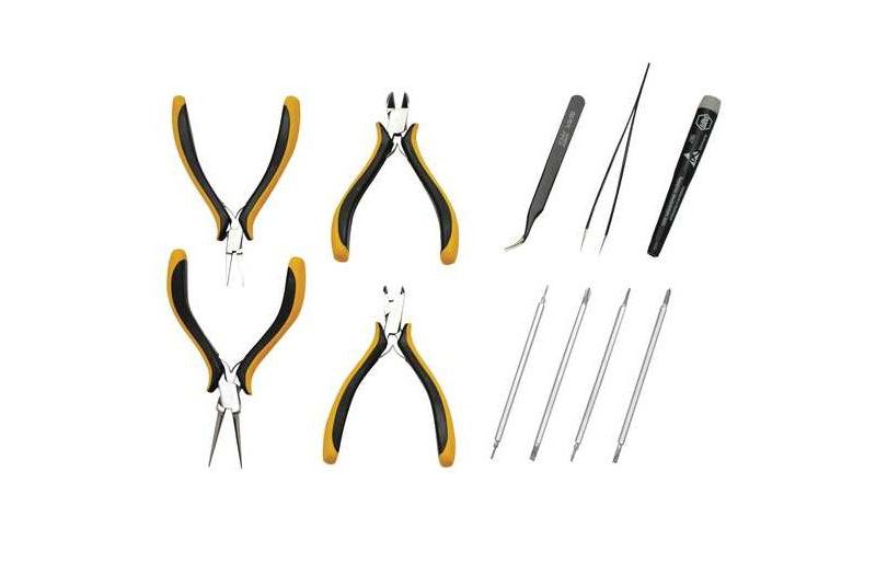 WIHA TOOLS 32744 ESD Bent Needle Nose Plier,4-3/4 in.