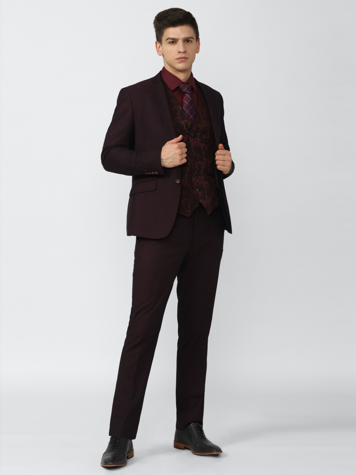 V Dot Maroon Skinny Fit Three Piece Suit
