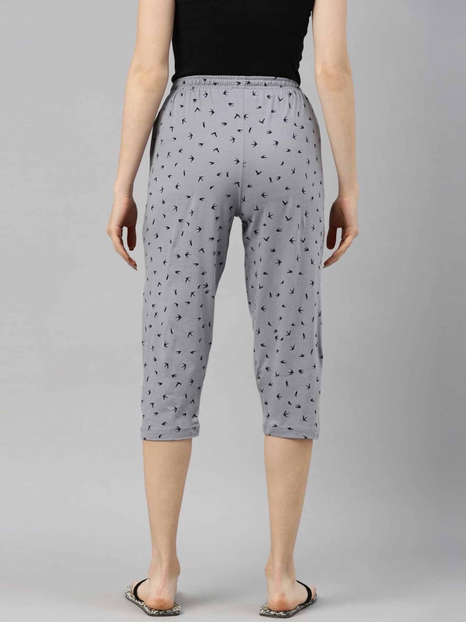 KENDALL + KYLIE Black High Rise Capris