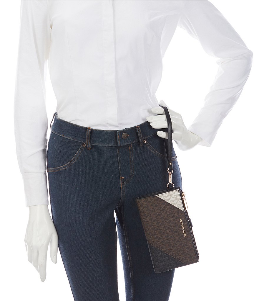 HOBO Link Leather Zip Wristlet