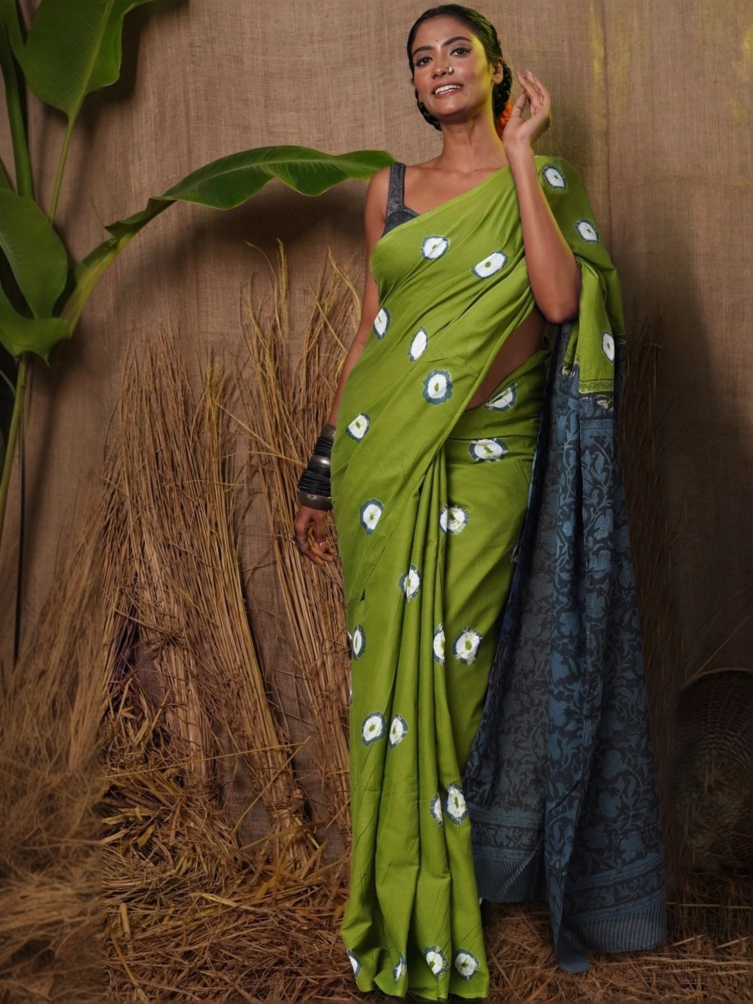 Unnati Silks Green & Blue Cotton Bandhani Print Saree With Unstitched Blouse