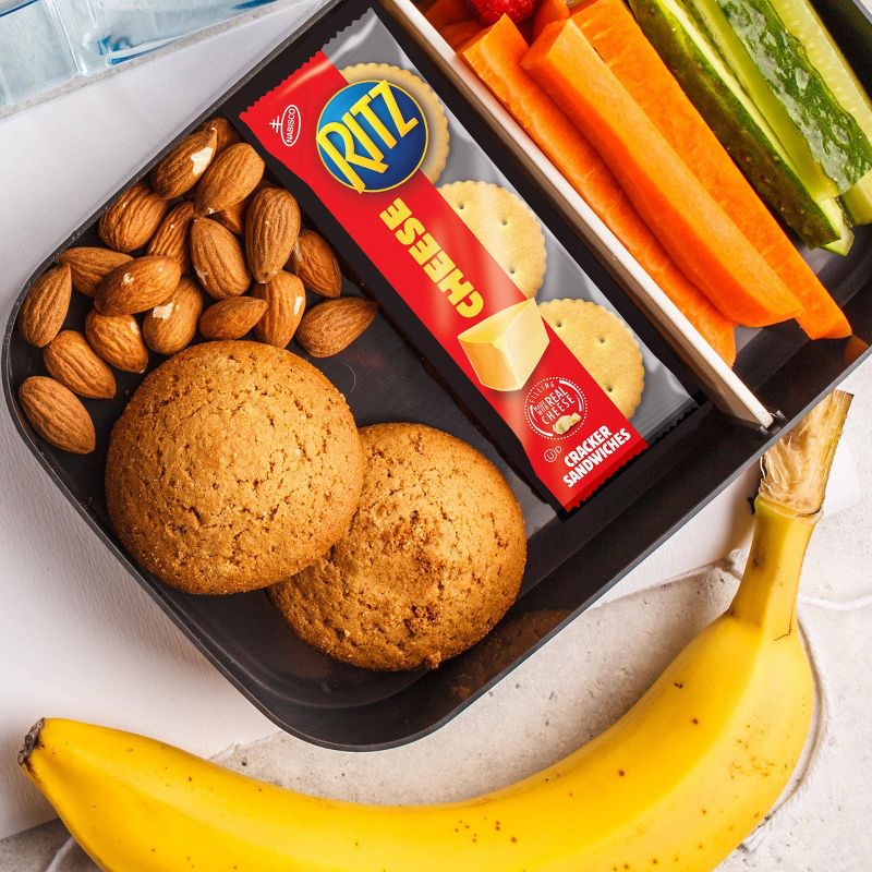 Ritz Cracker Sandwiches with Cheese - Family Size - 16ct/1.35oz
