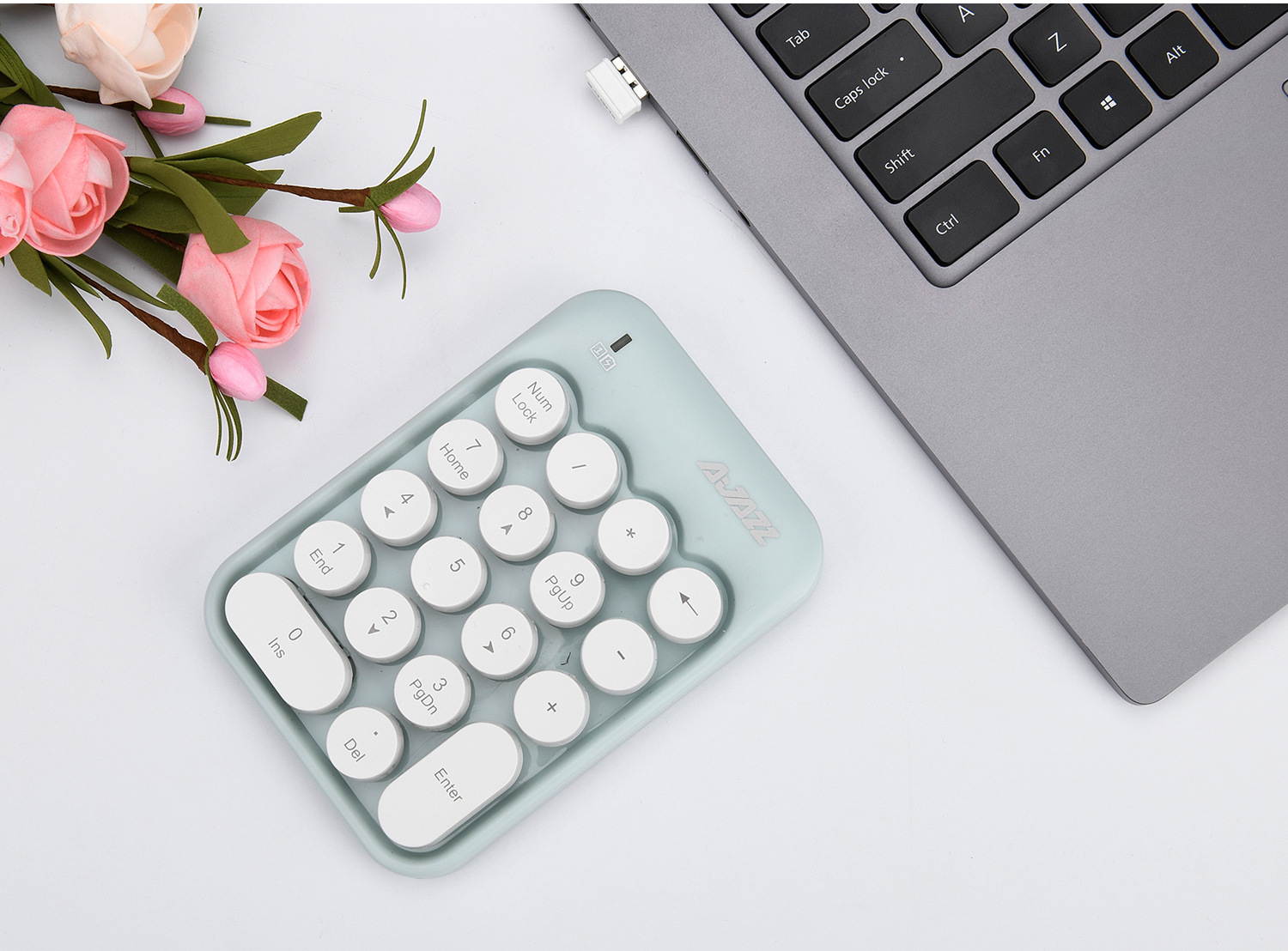 Fashionable Ajazz Ak18 2.4G Wireless Mini Digital Keyboard Computer Laptop Keypad 18-keycap design for Accounting Cashier