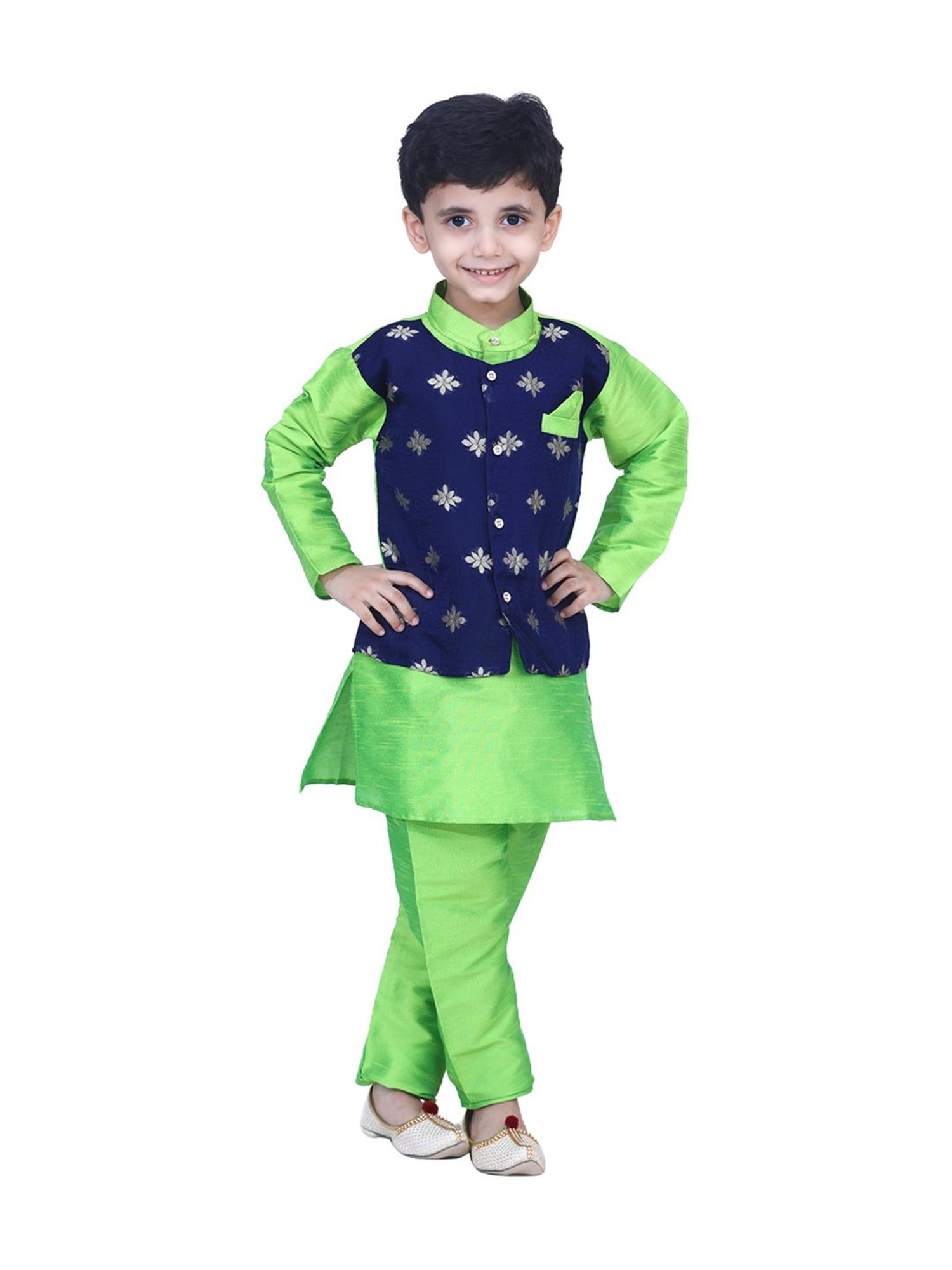 BownBee Kids Green Embroidered Kurta & Pajamas