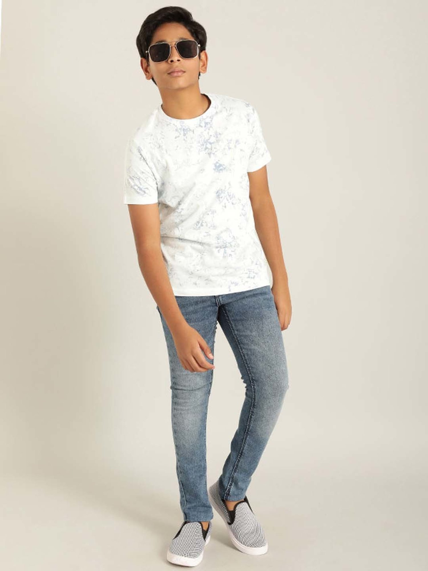 Indian Terrain Kids White & Blue Cotton Printed T-Shirt