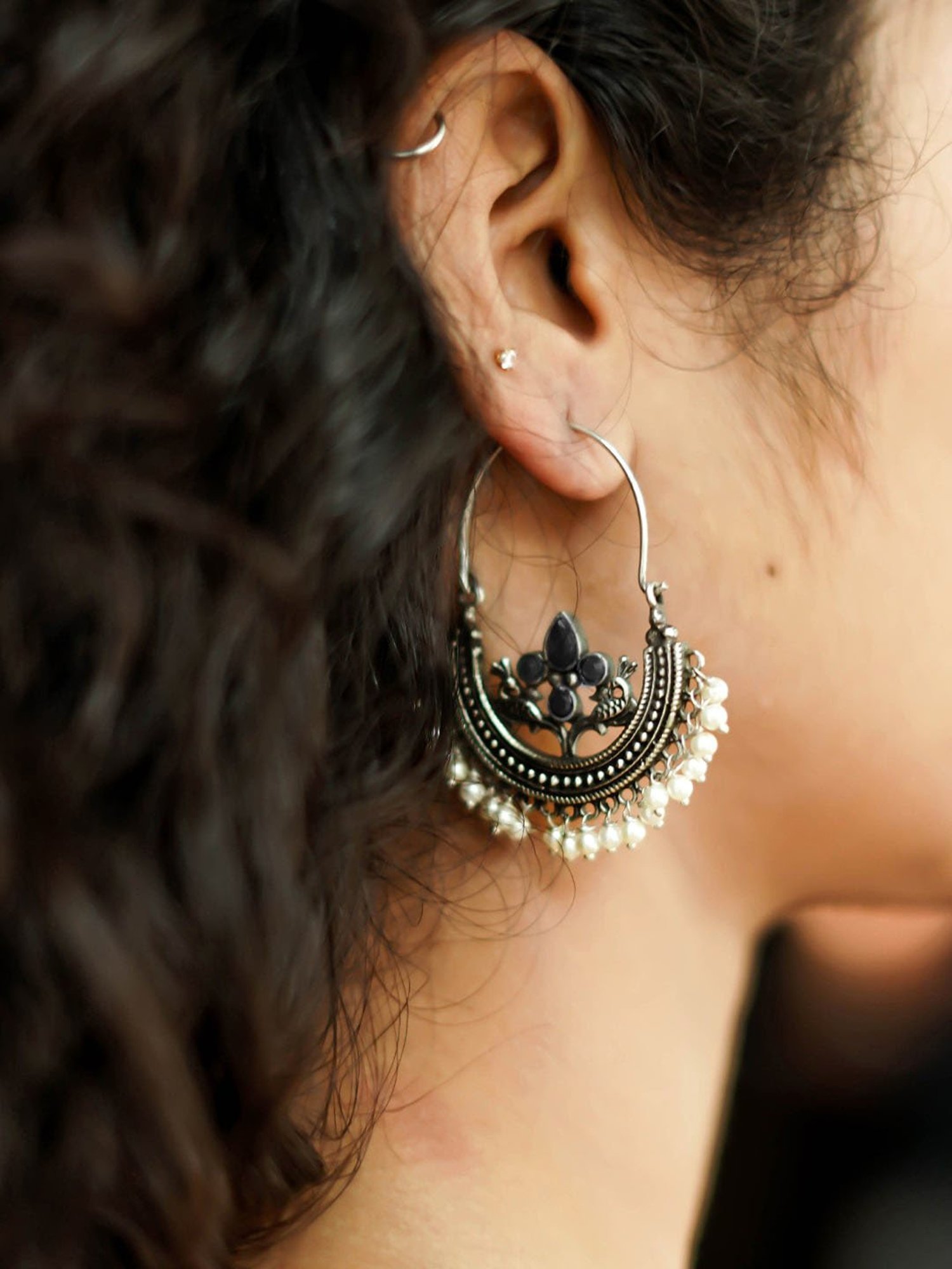 Teejh Saara Floral Pearl White & Black Stone Bali Earrings