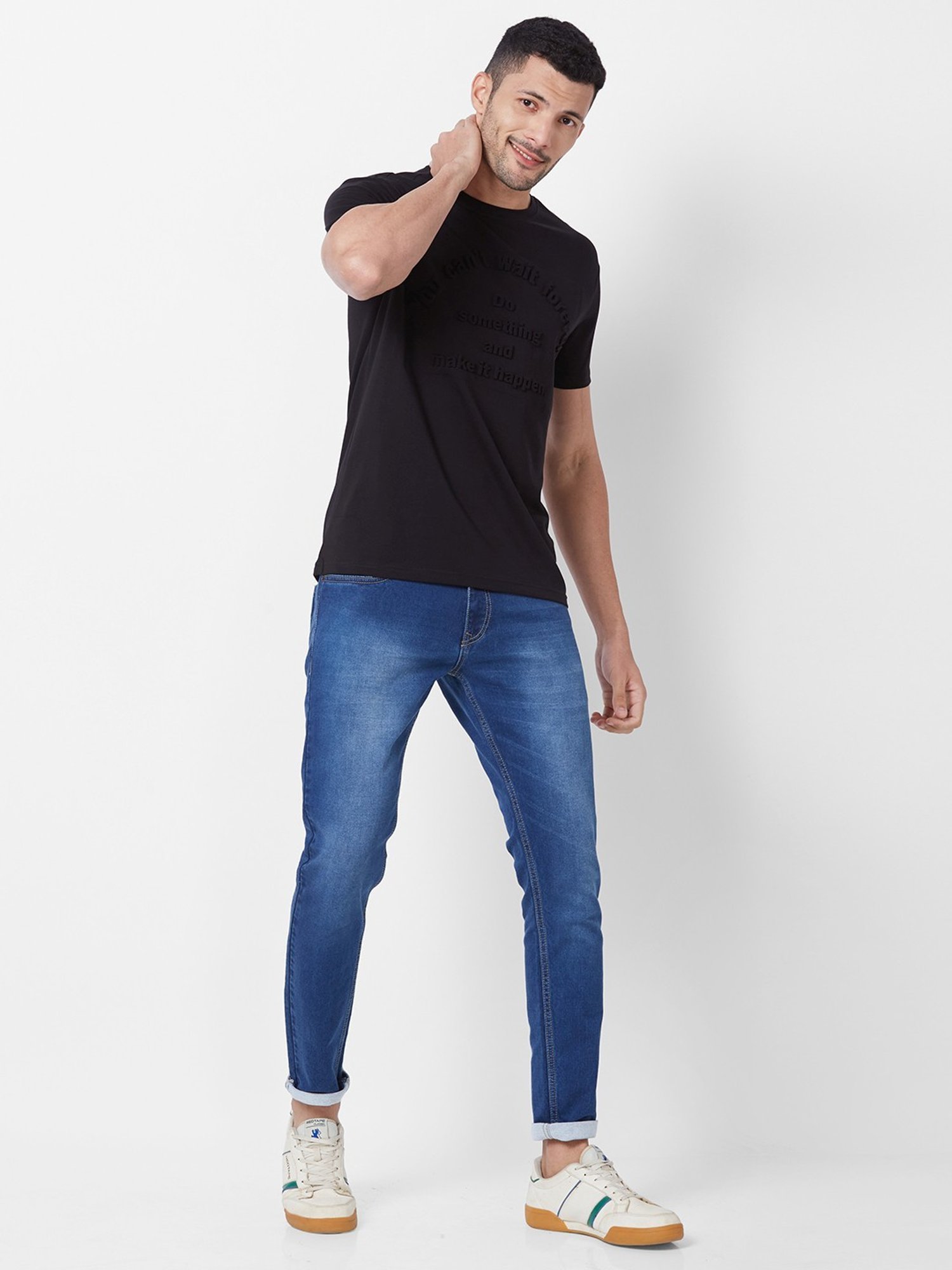 Giordano Black Cotton Slim Fit Self Pattern T-Shirt