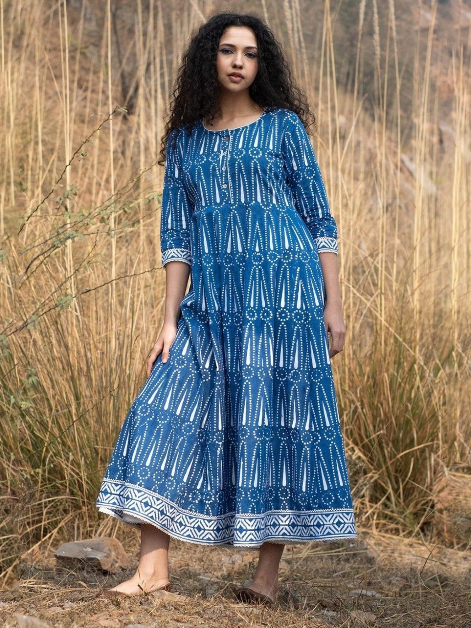 Akiso Neela Indigo Block Printed Anarkali Kurta With Border And Lace Details