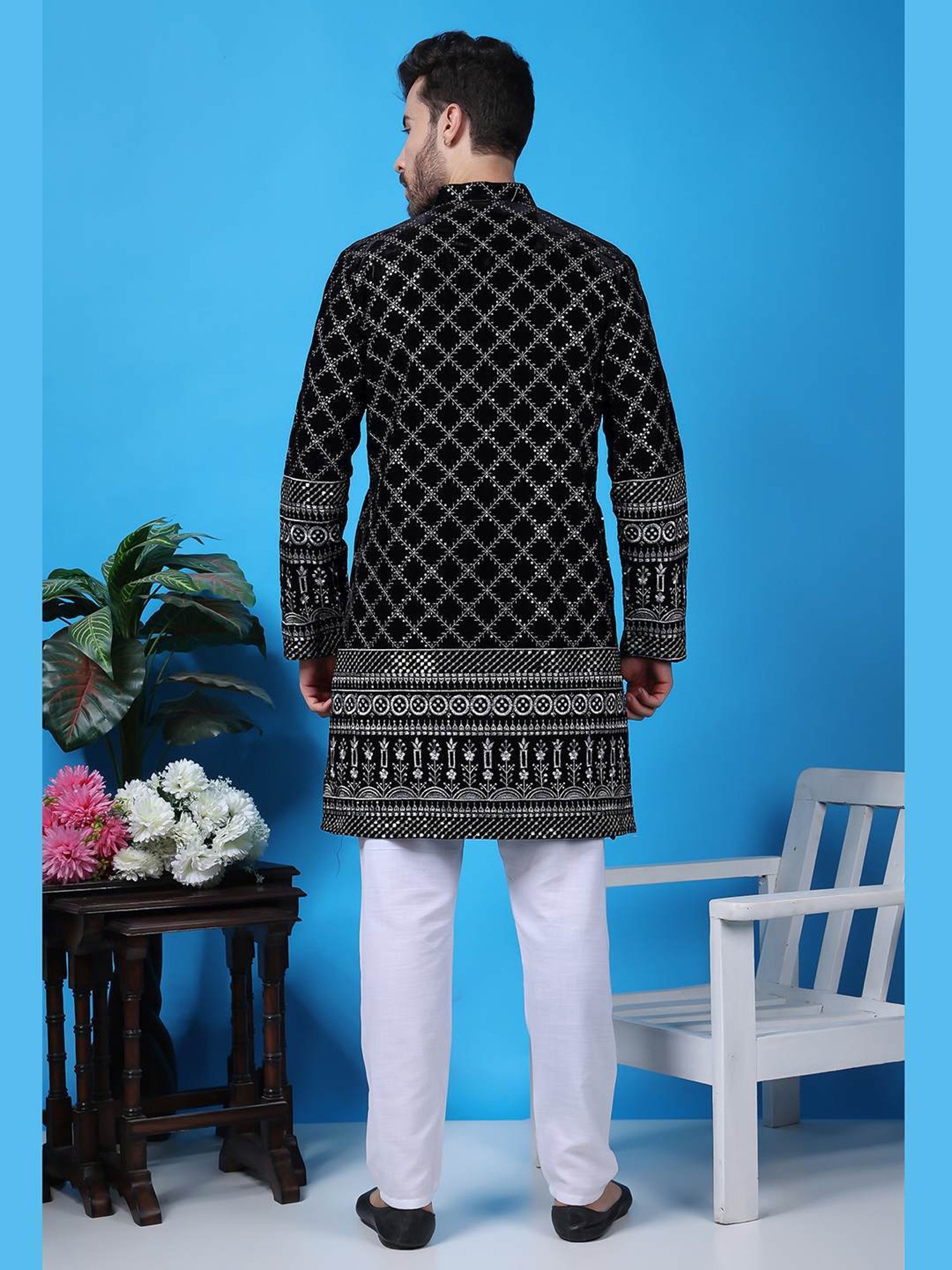 Hangup Black & White Regular Fit Embellished Kurta Bottom Set