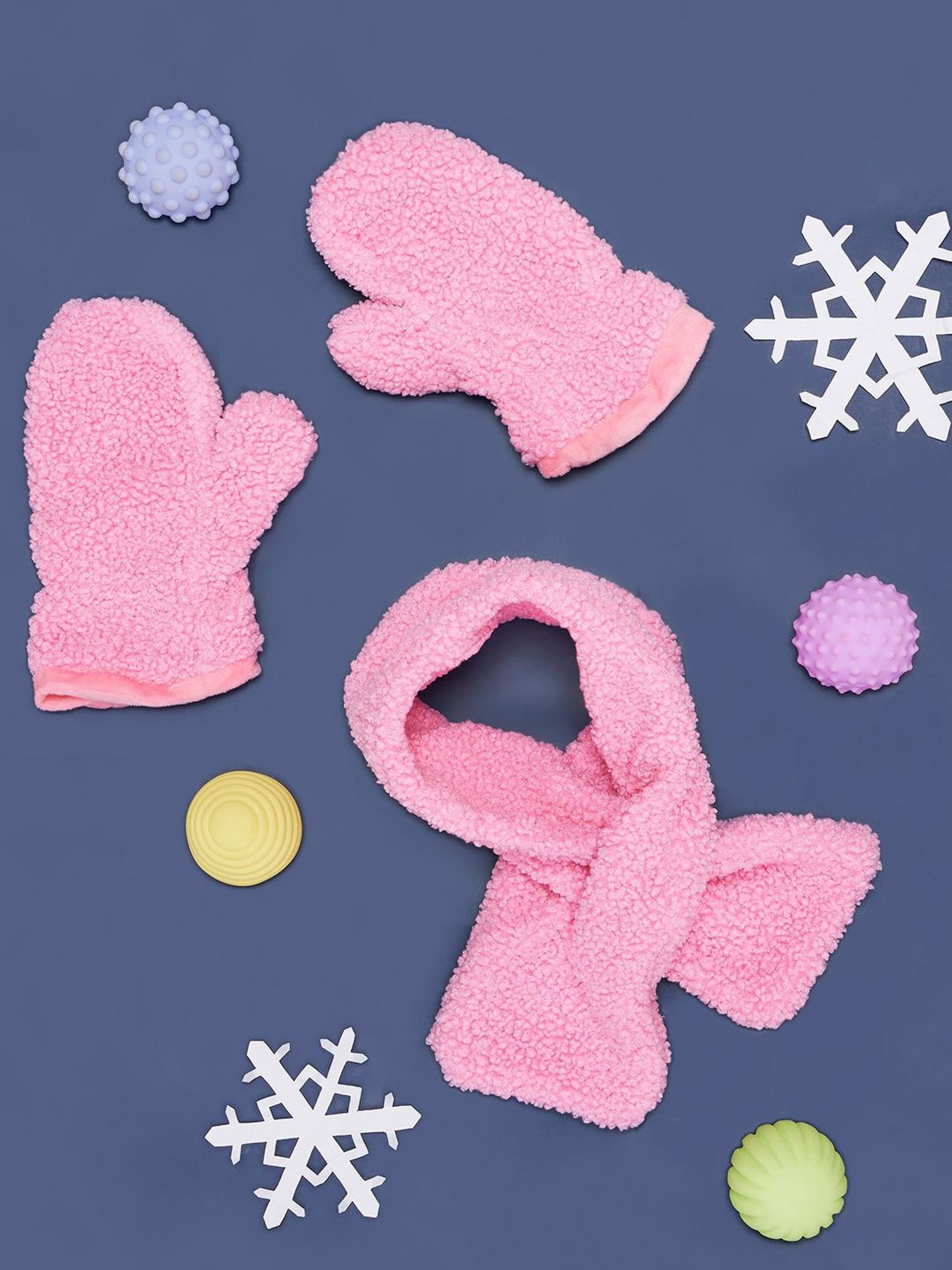 Pantaloons Junior Pink Solid Glove Muffler Set