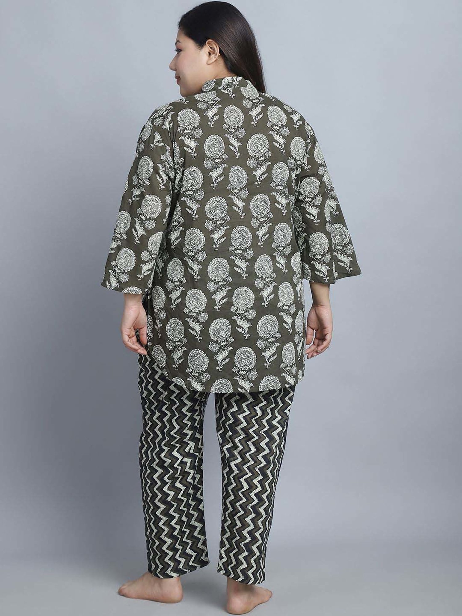 TAG 7 Green Cotton Printed Top Pyjamas Set