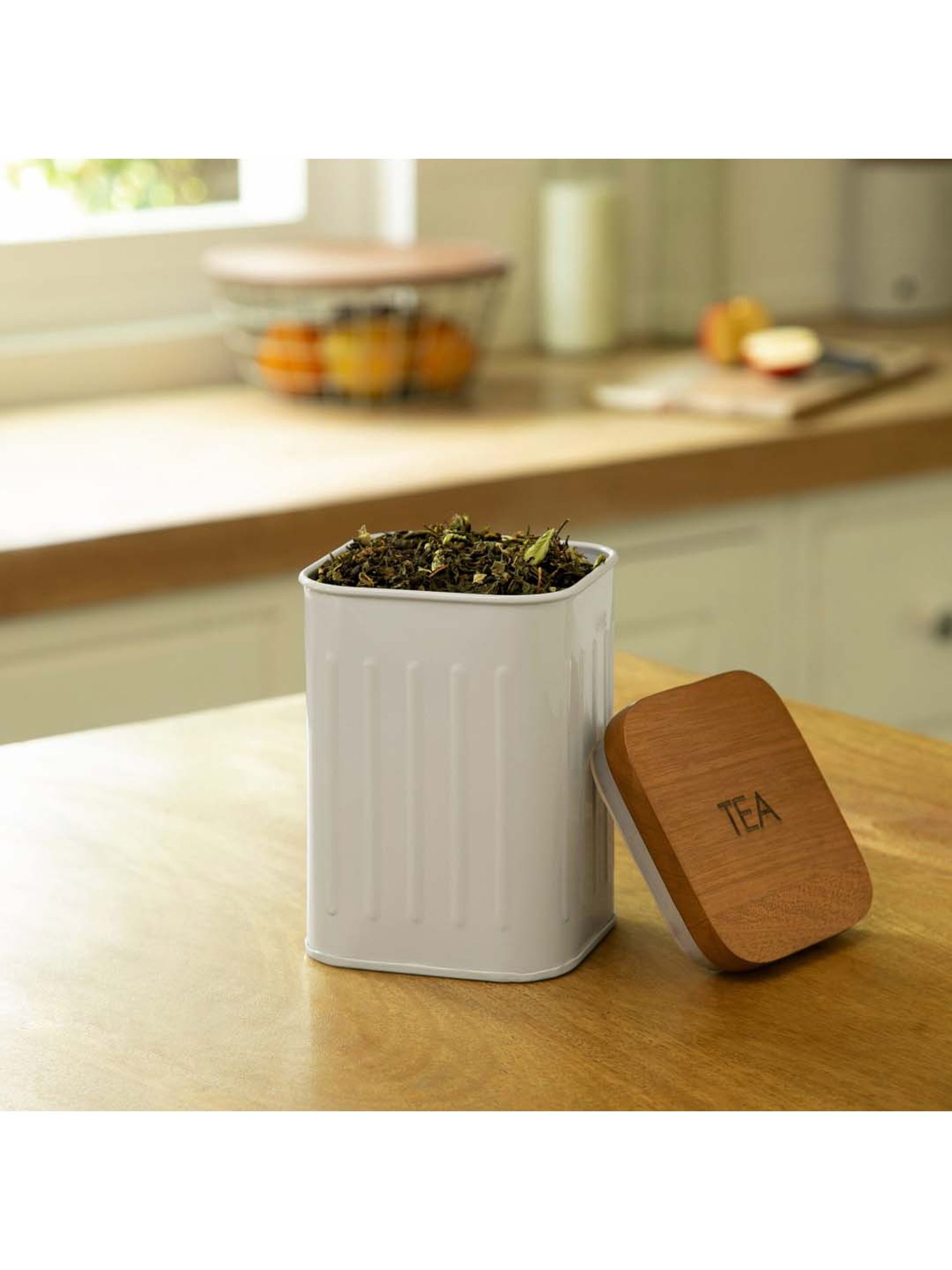 Ellementry 'Foursquare' White & Brown Metal 11 cm Tea Container With Lid - Set of 1