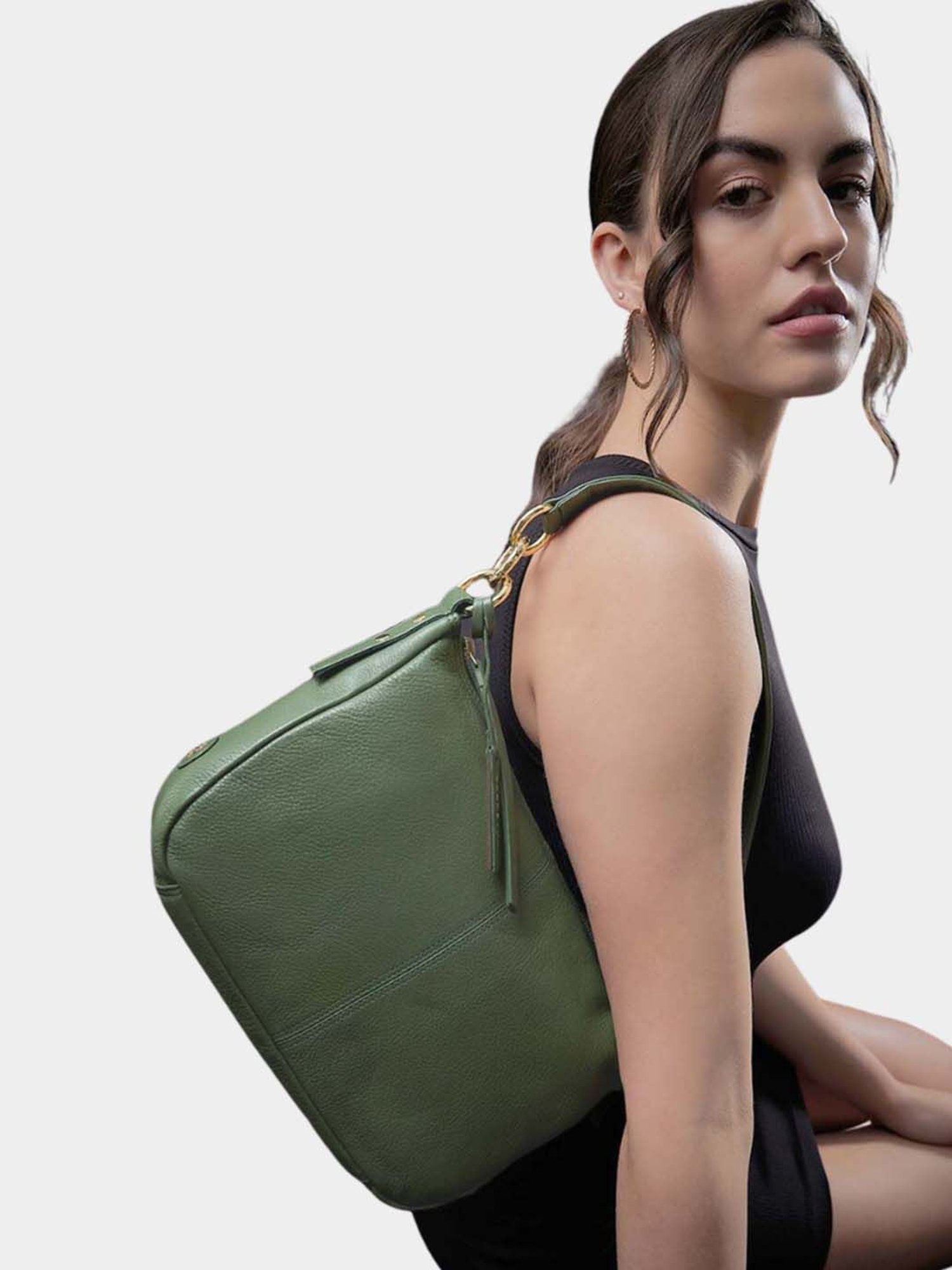 Tortoise Go Everywhere Jollie Green Solid Medium Shoulder Handbag