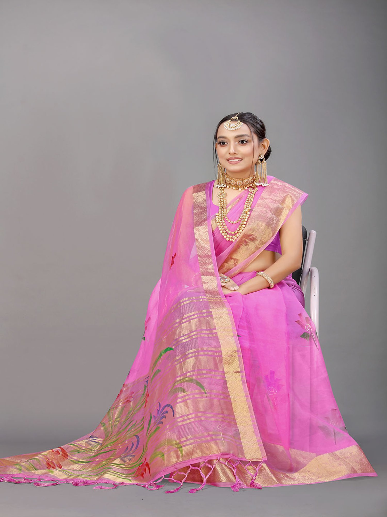 SHUBHKALA Pink Silk Woven Saree With Unstitched Blouse