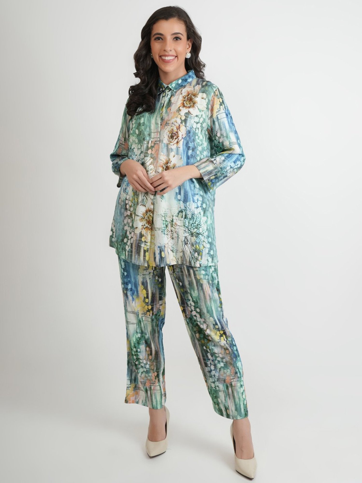 Zolo Label Blue Floral Print Top Pant Set