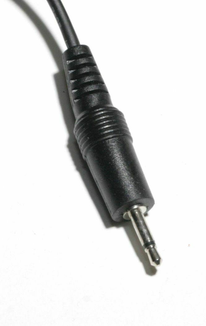 2.5mm to RCA Male Video Cable