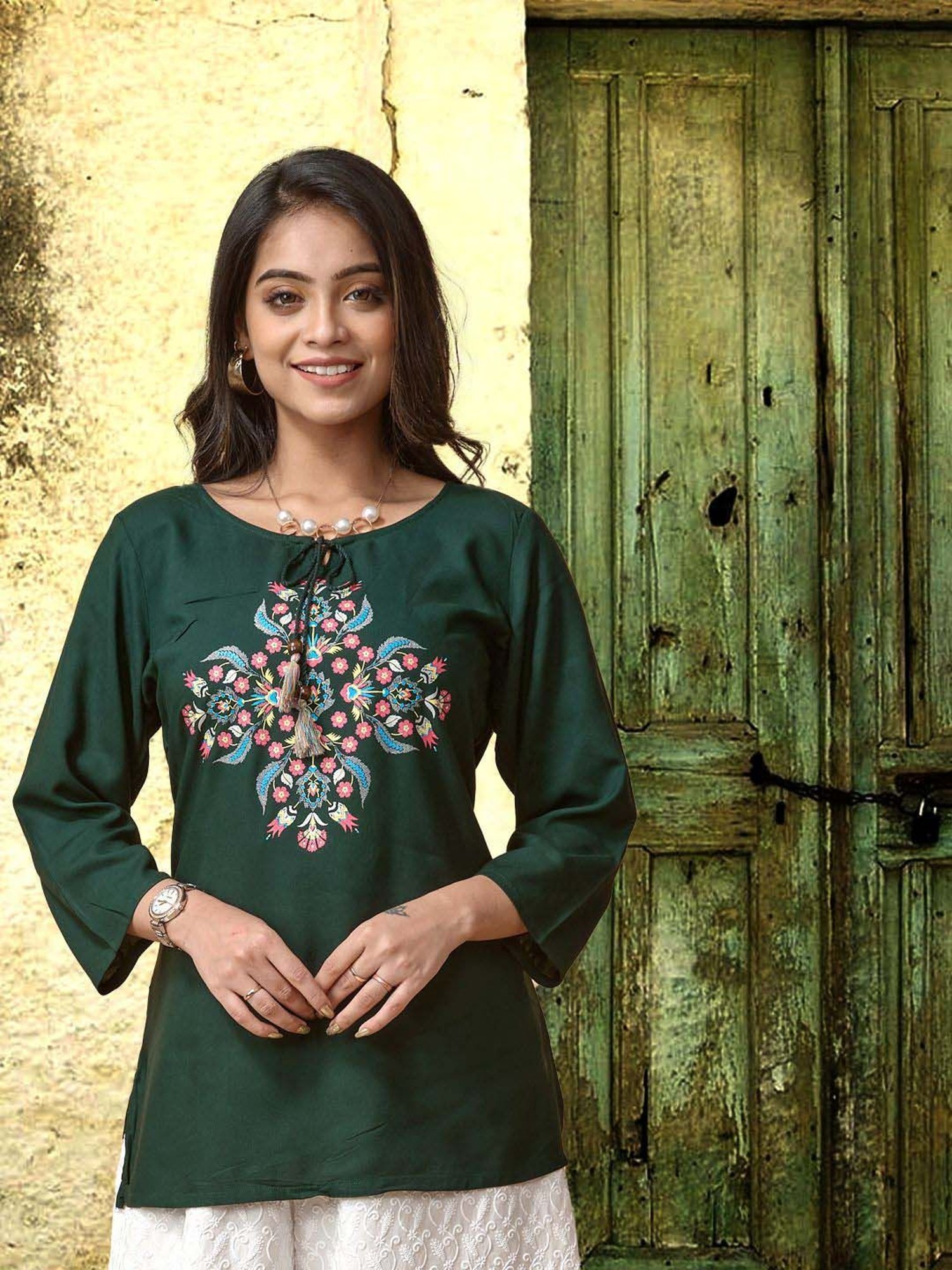 Lyra Green Printed A Line Short Kurti