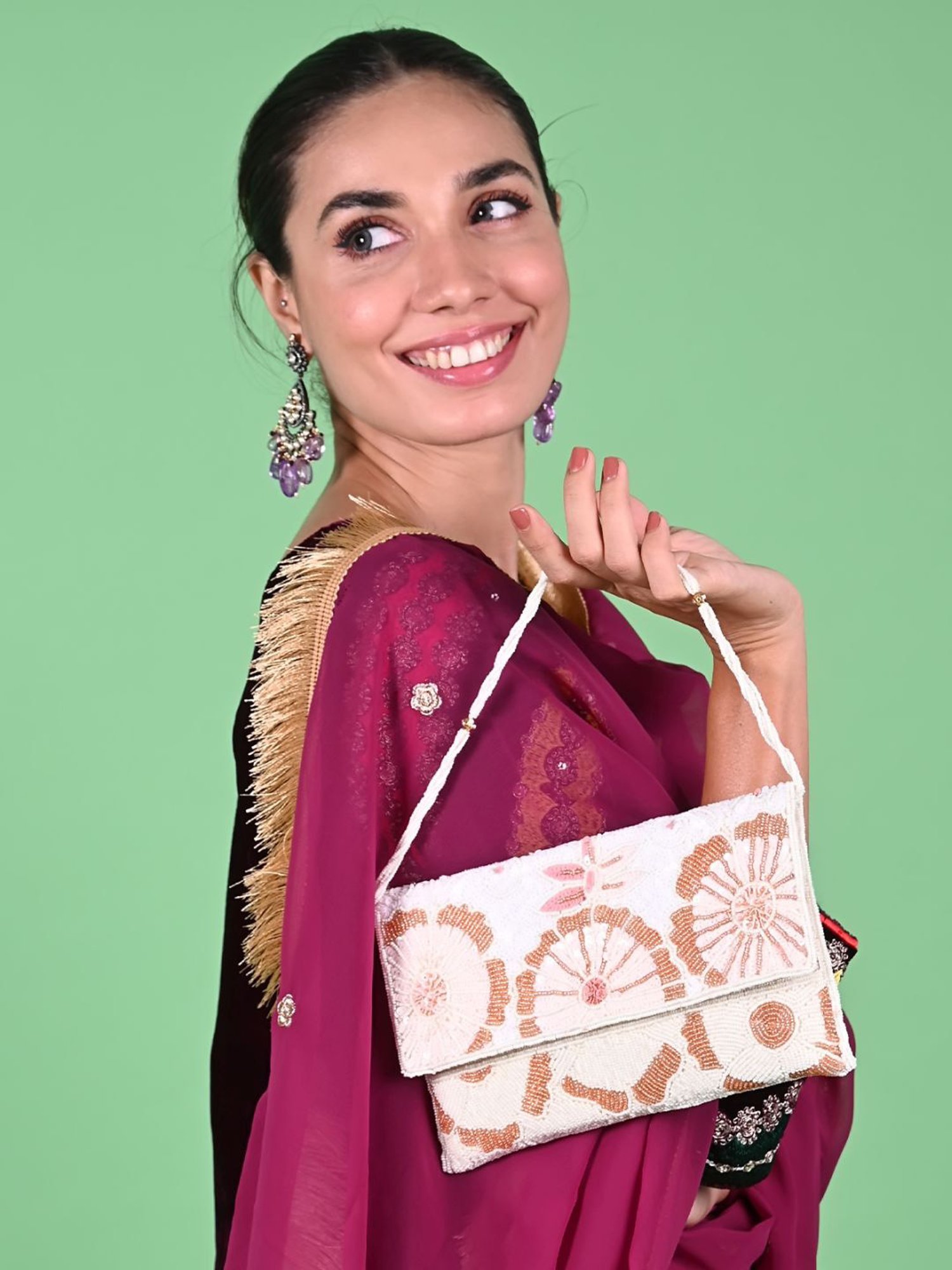 Estee & Lilly Turn Key Closure Clutch - Black