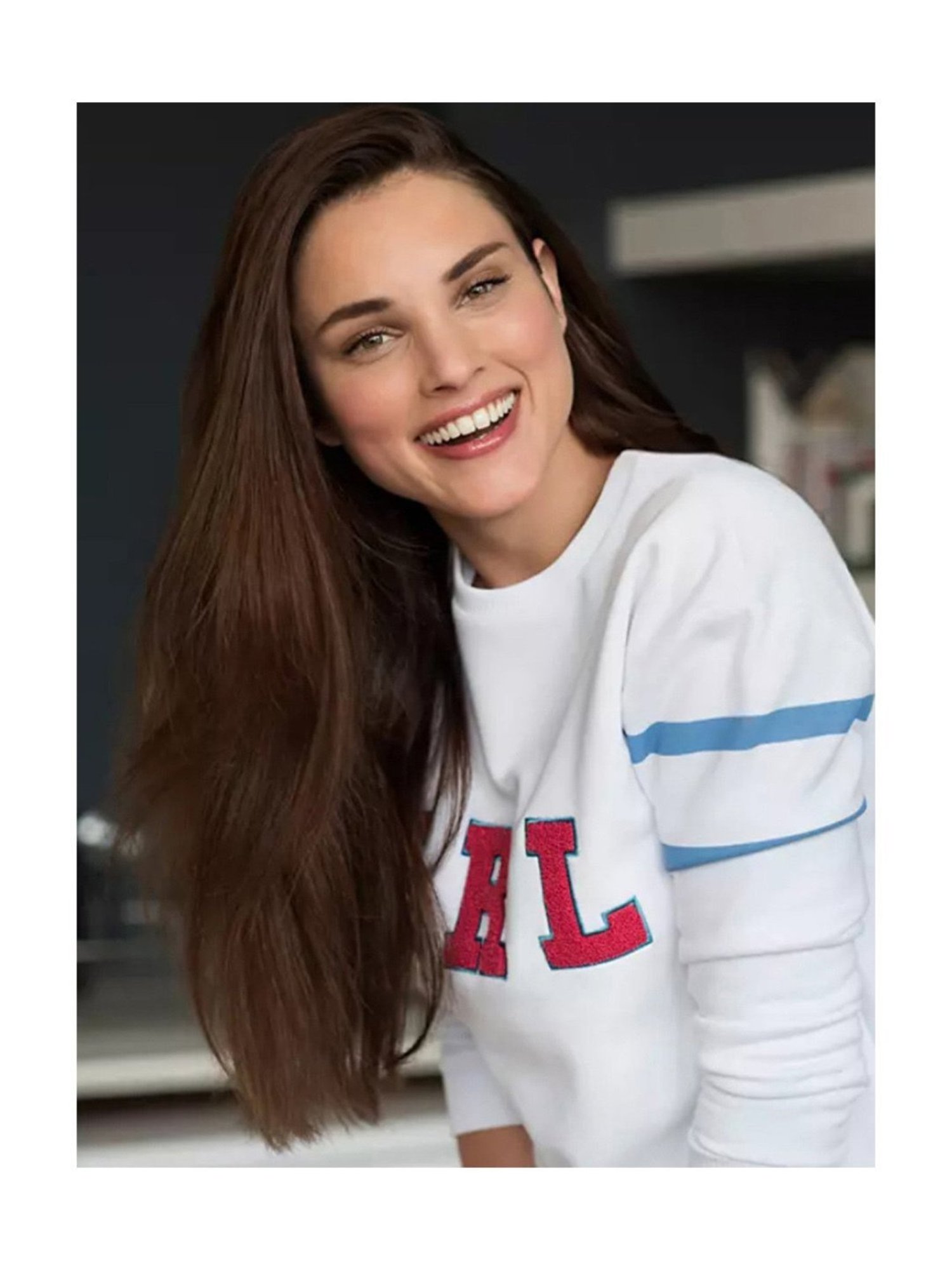 Staunch SHD2011 1600W Compact and Foldable Hair Dryer (White and Pink)