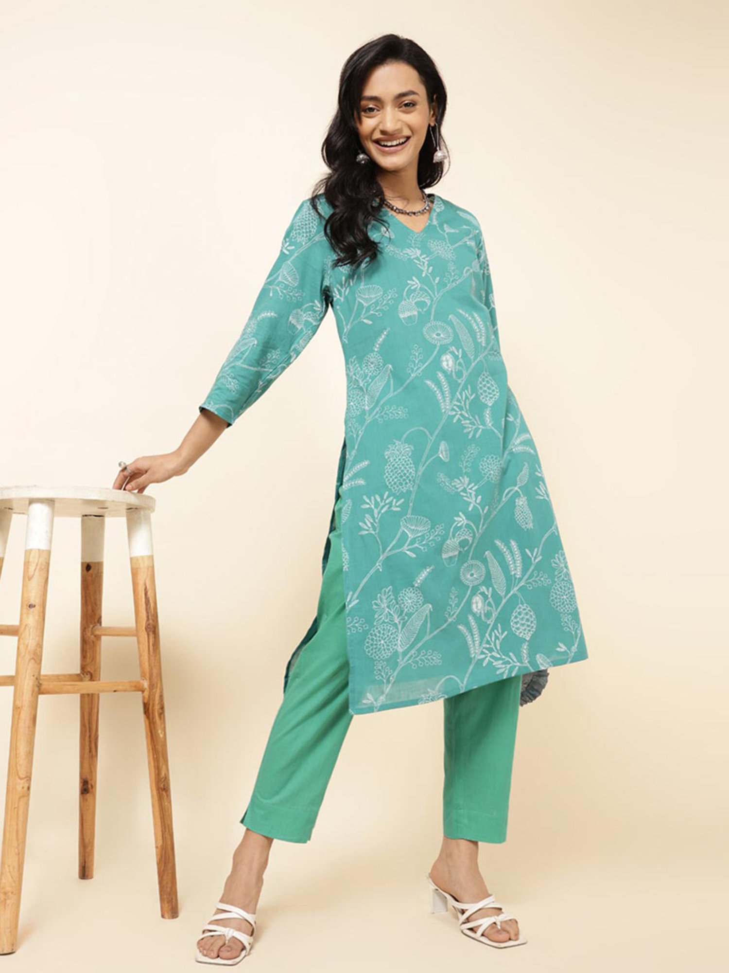 Saffron Threads Black Elasticated Palazzos