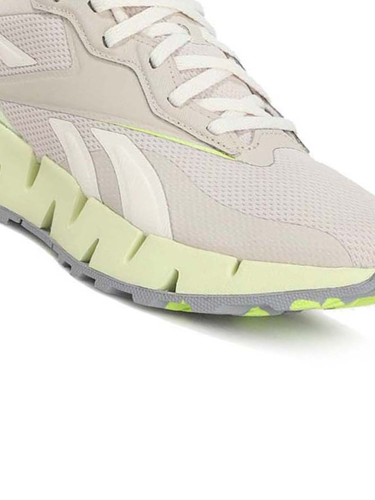 Reebok Women's Zig Dynamica 4 Adventure Beige Running Shoes