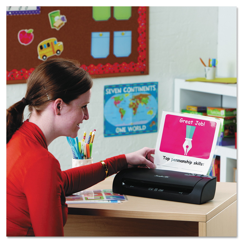 Swingline GBC Fusion 1000L Laminator 3mil to 9"W; 5mil 4" x 6" 1703072