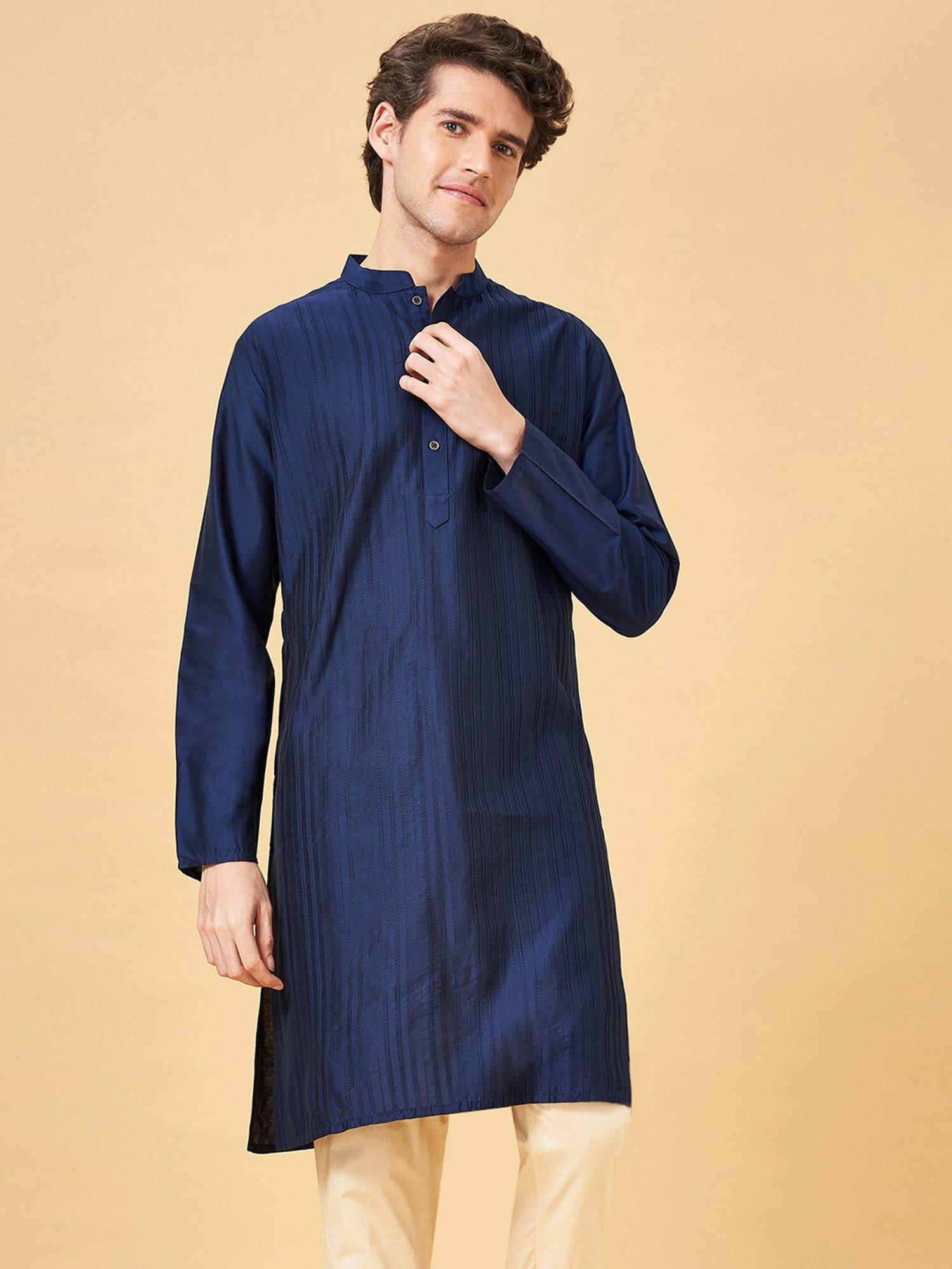 Indus Route by Pantaloons Dark Navy Regular Fit Self Design Kurta