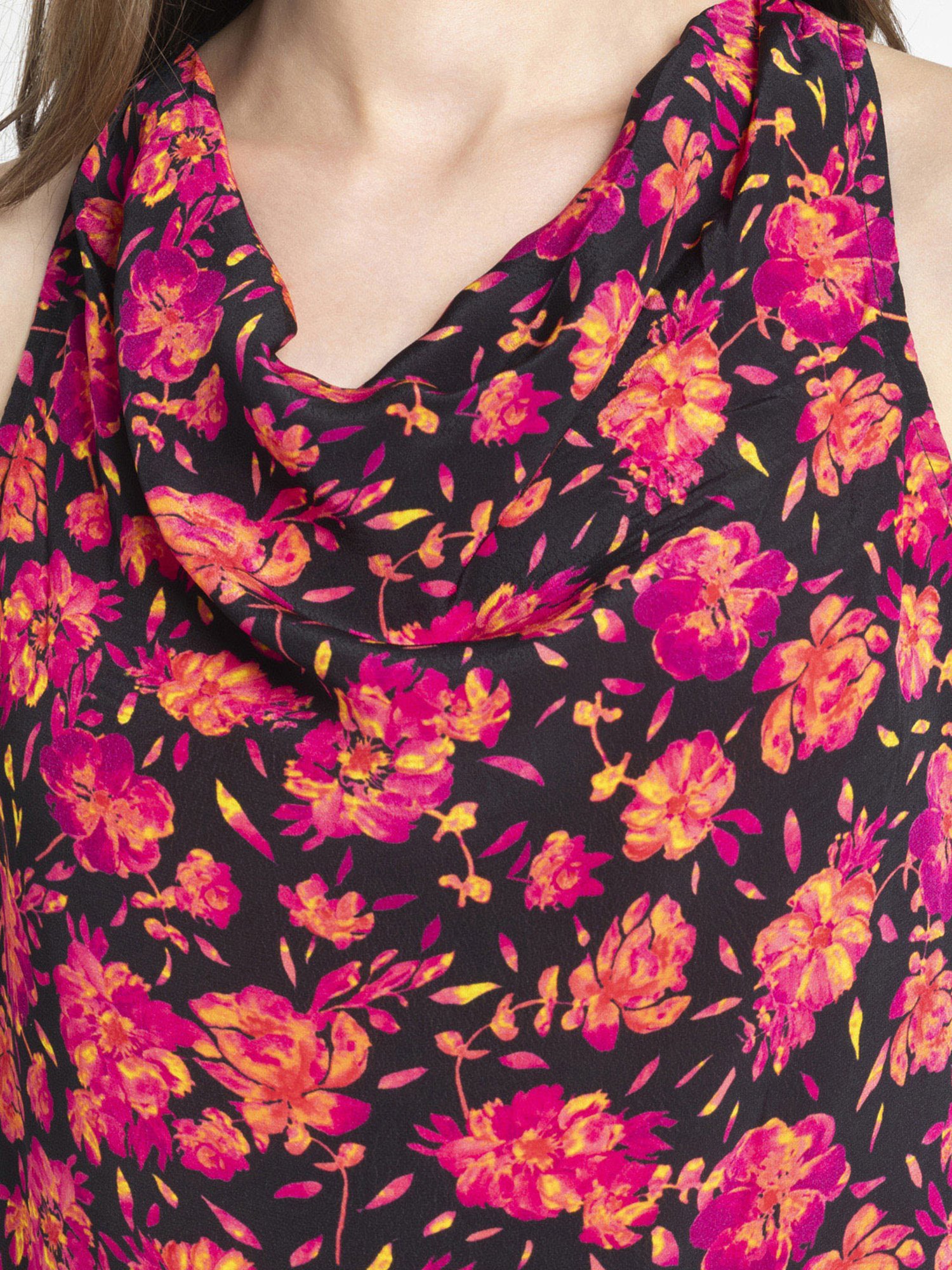 SHAYE Black & Pink Floral Print Top