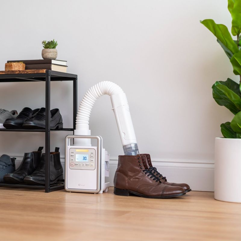 IRIS High-Powered Blanket Warmer with Shoe Dryer Attachment