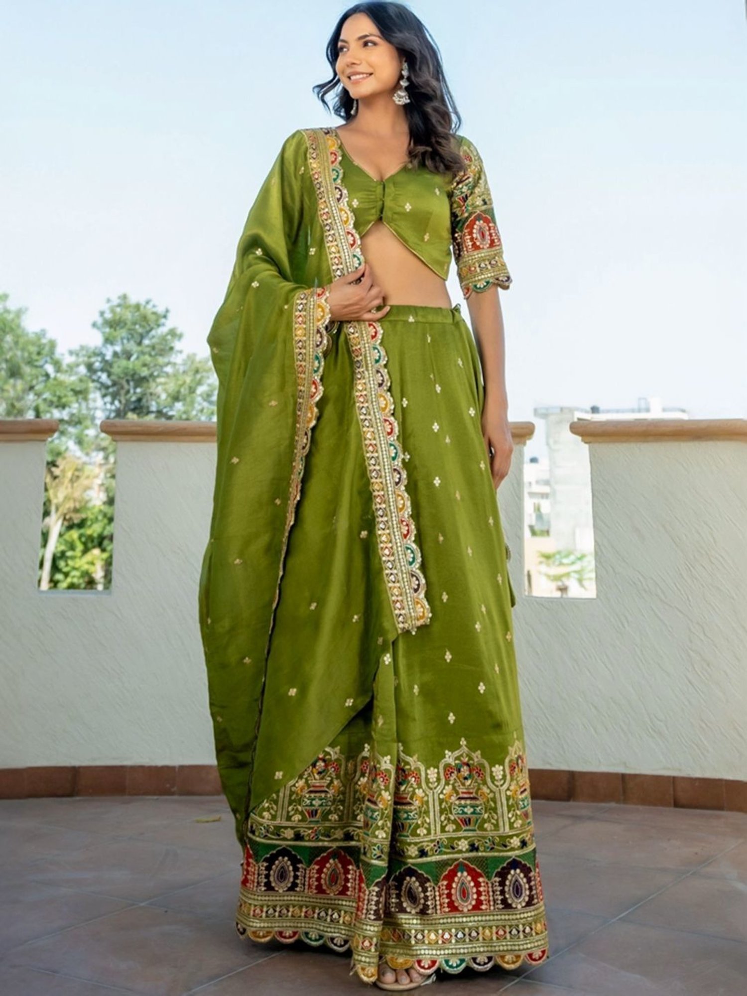 HOUSE OF JAMOTI Green Embroidered Lehenga Choli Set With Dupatta