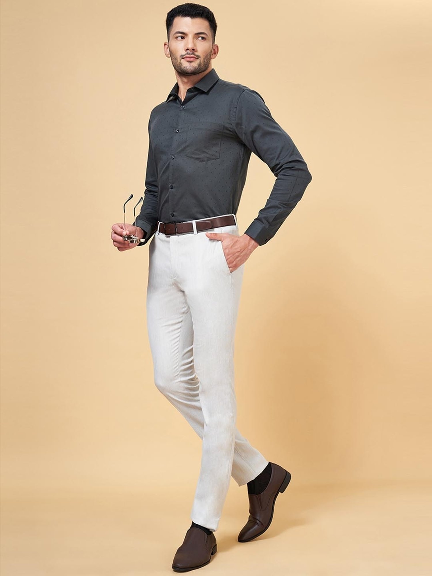 Peregrine by Pantaloons Light Grey Slim Fit Self Pattern Trousers