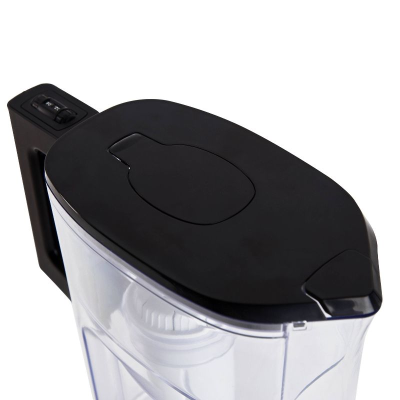 ZeroWater 8 Cup Round Water Pitcher + Free Water Quality Meter