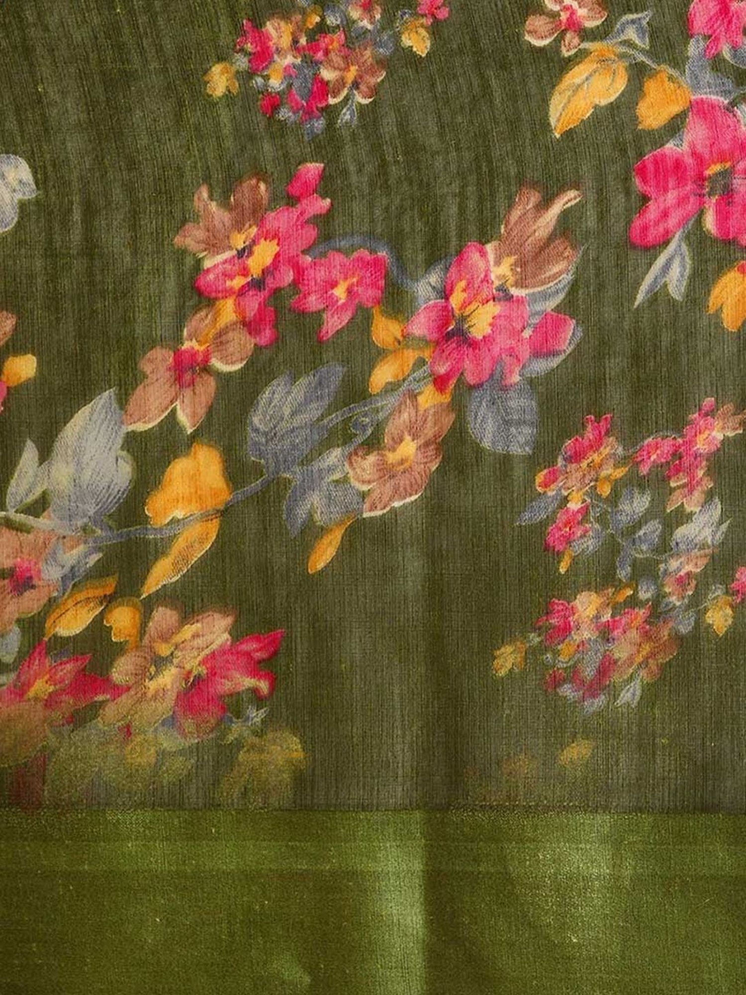 Vaamsi Green Silk Floral Print Saree With Unstitched Blouse