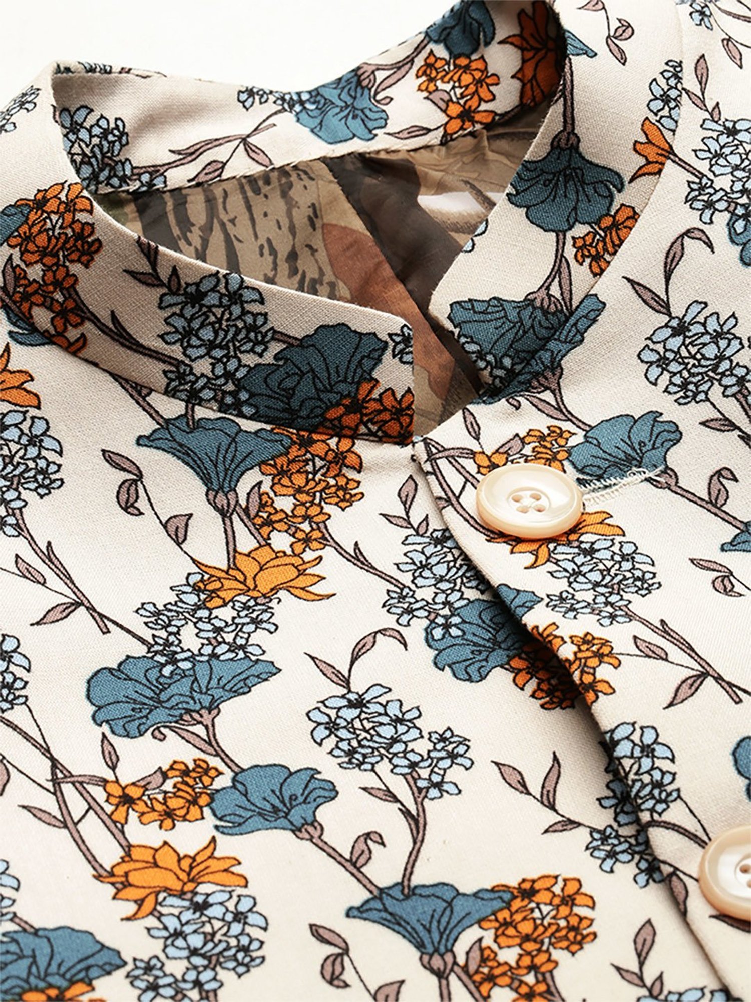 SHOWOFF White Cotton Slim Fit Floral Print Blazer