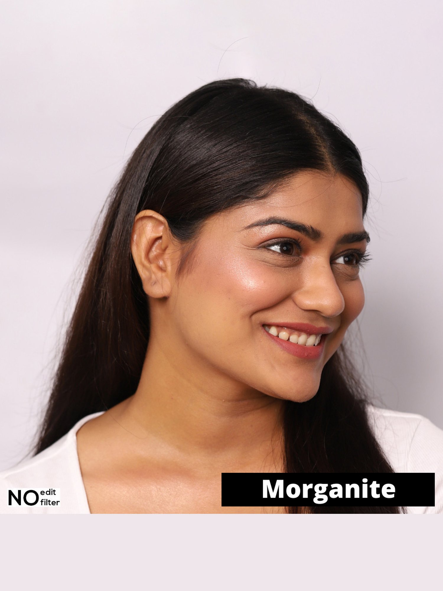 Wearified Golden Hour Glow Highlighter Morganite - 9 gm