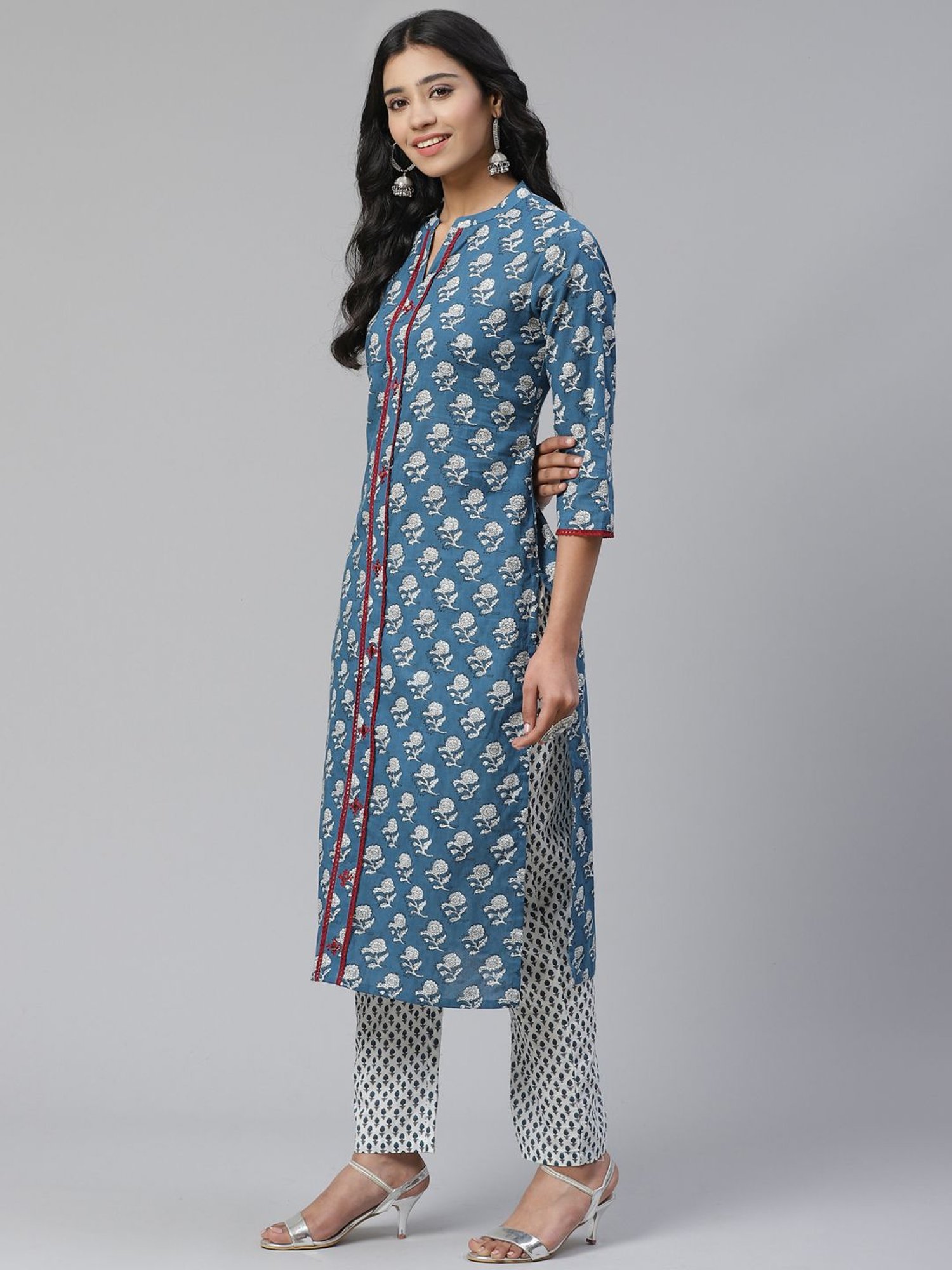 Sringam Blue & White Cotton Printed Kurta Pant Set With Dupatta