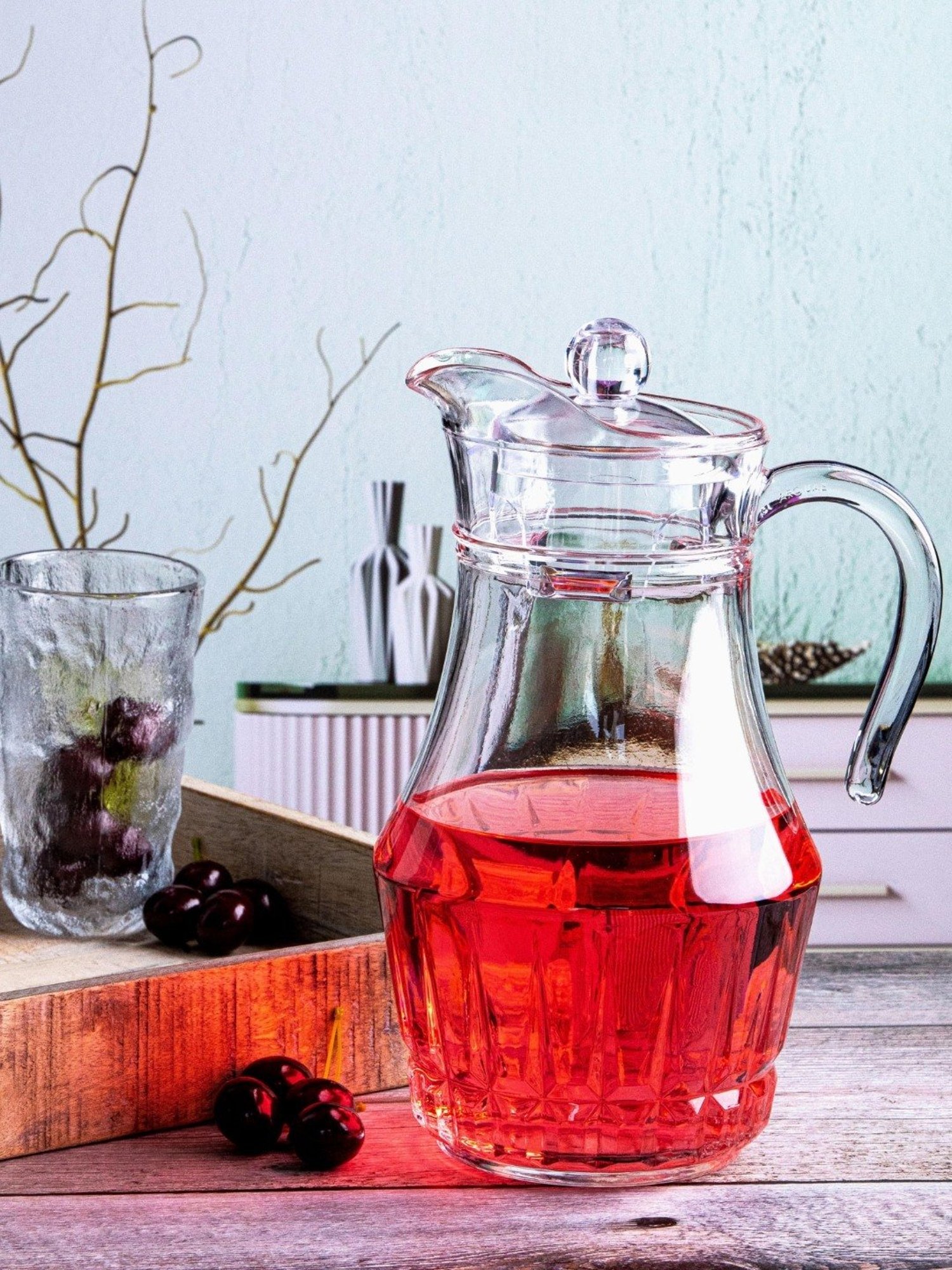 Luminarc Transparent Glass Beverage Serving Victoria Jug