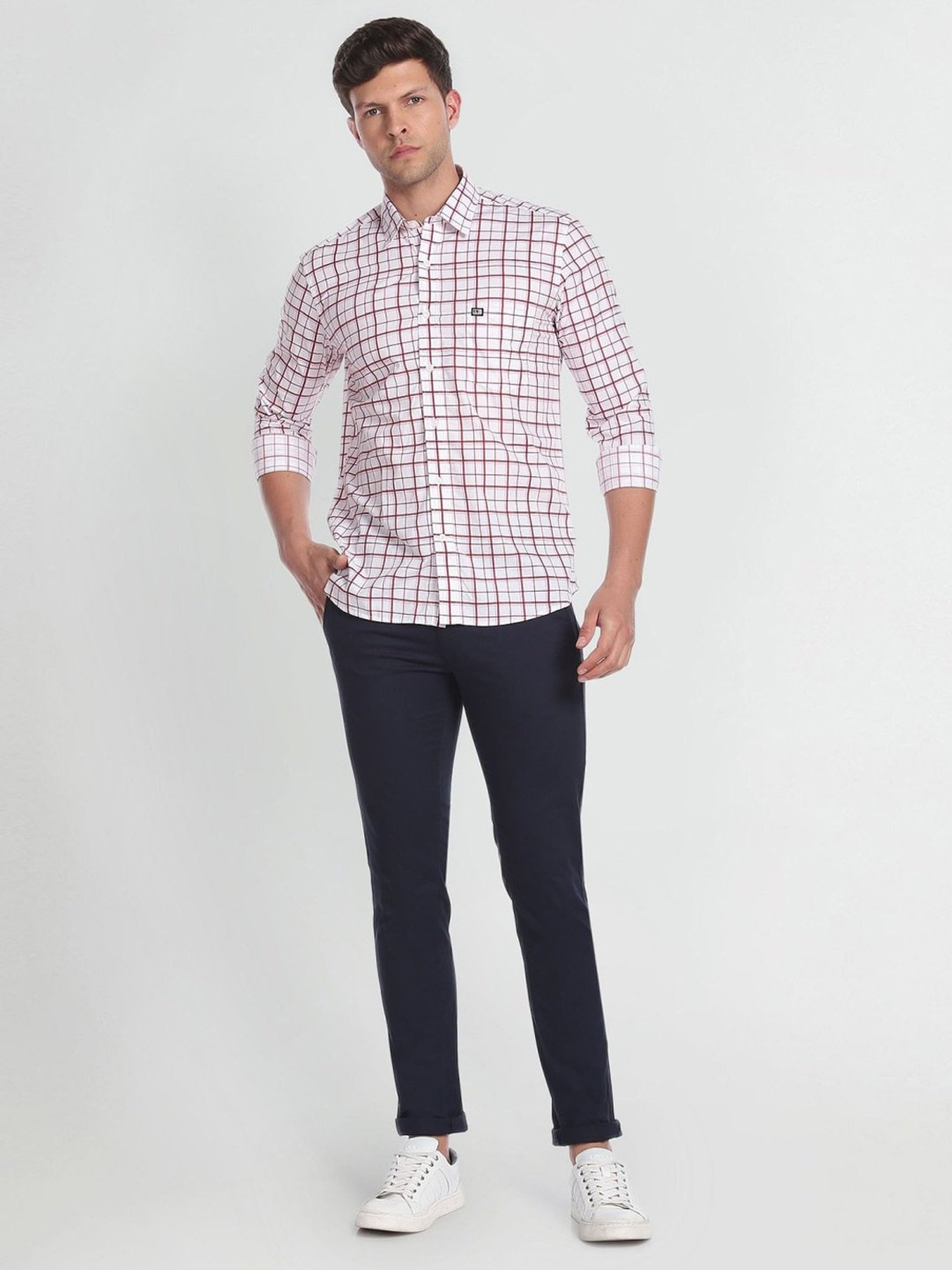 Arrow Sport White & Pink Cotton Slim Fit Checks Shirt