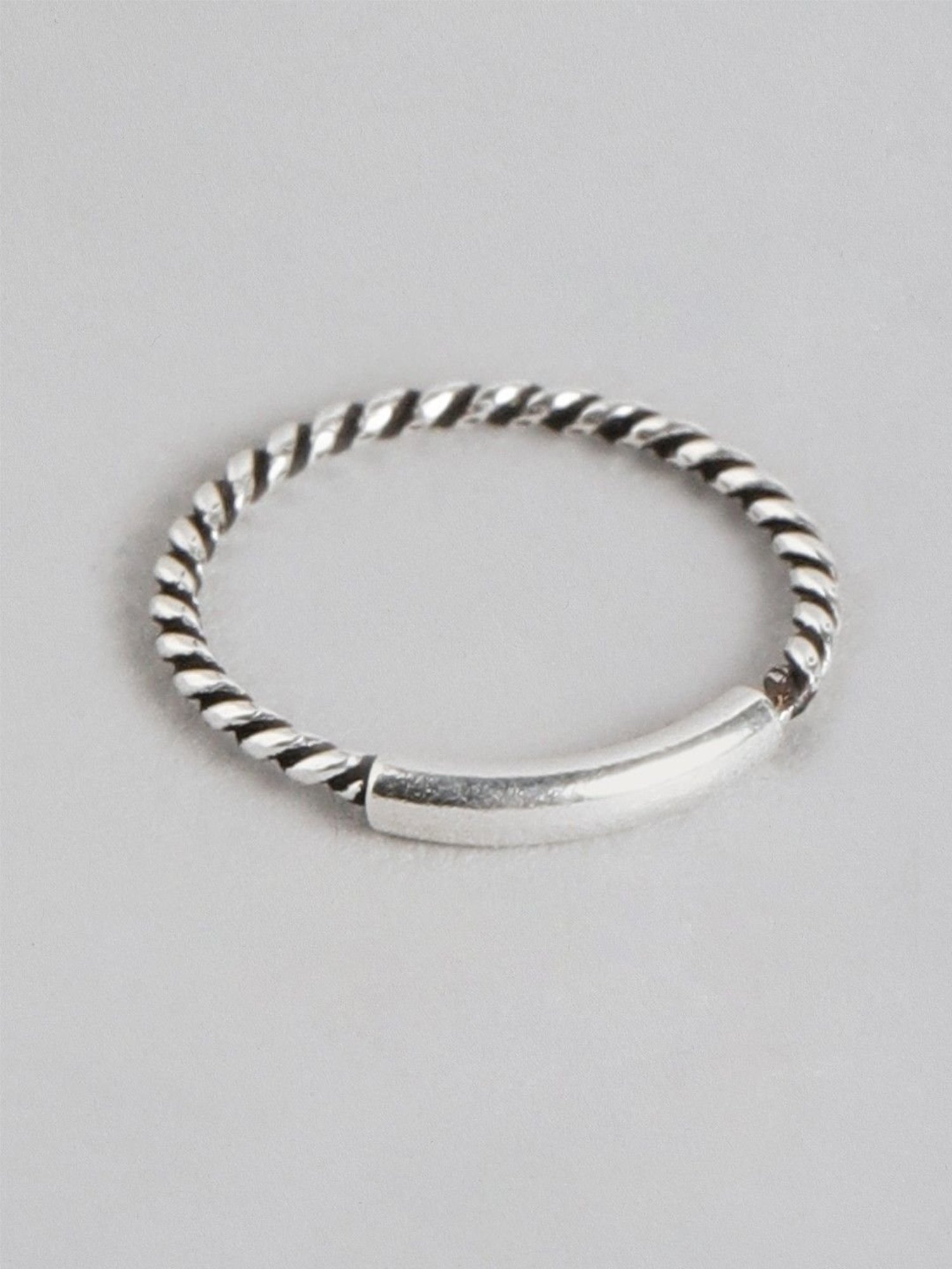 Zavya 92.5 Sterling Silver Floral Nosepin for Women