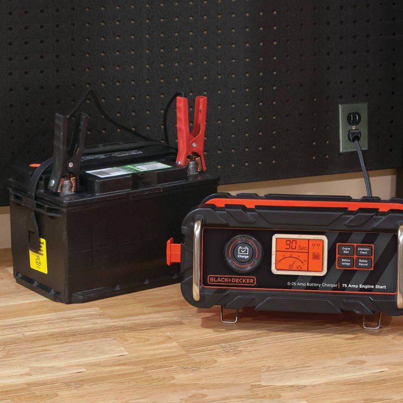 BLACK+DECKER 3/25/75 Battery Charger