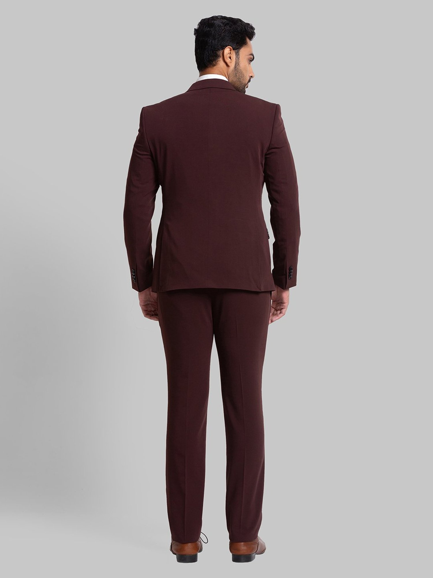 Parx Maroon Regular Fit Three Piece Suit
