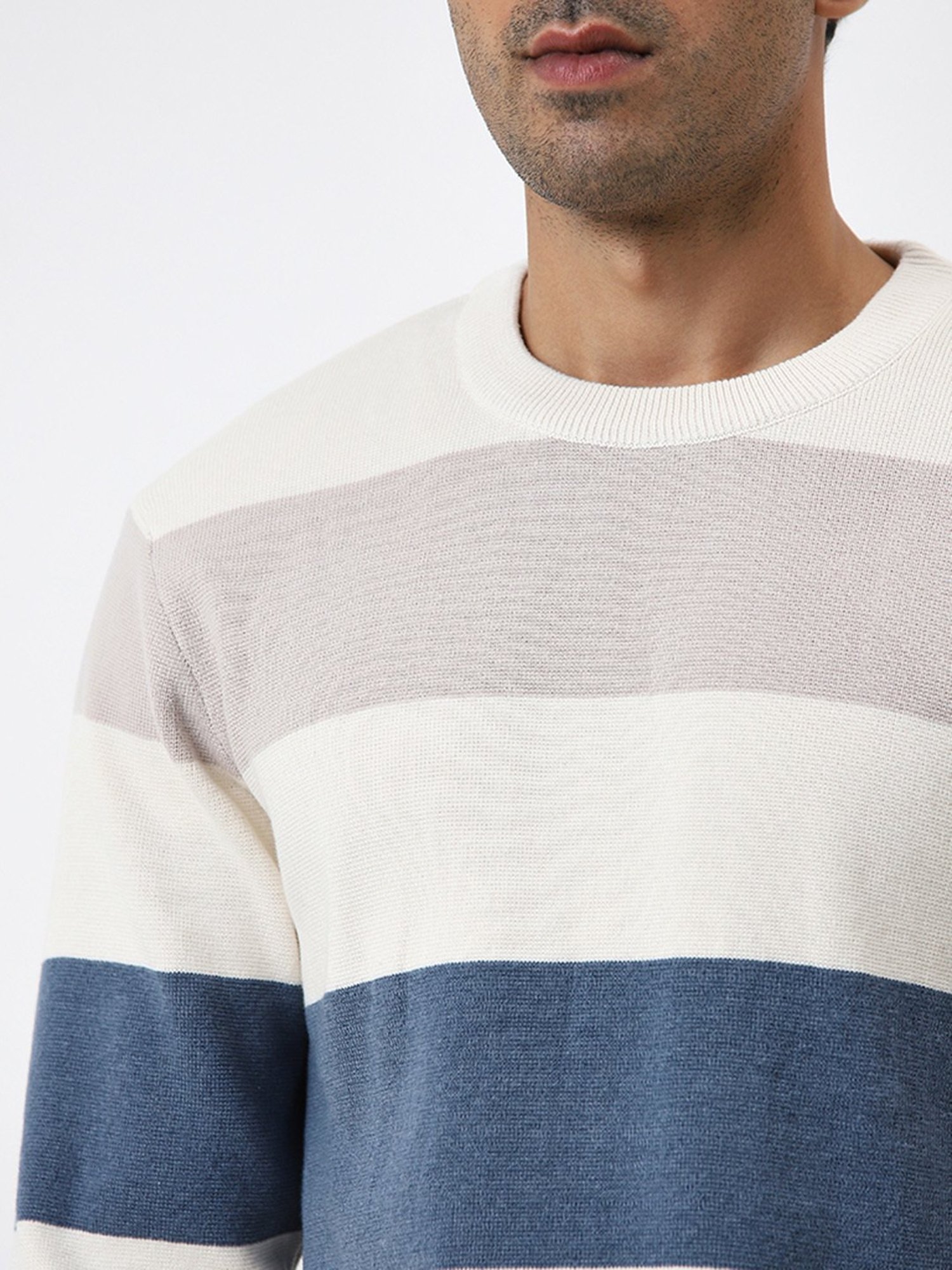 WES Casuals by Westside Blue Colour-Blocked Slim-Fit Sweater