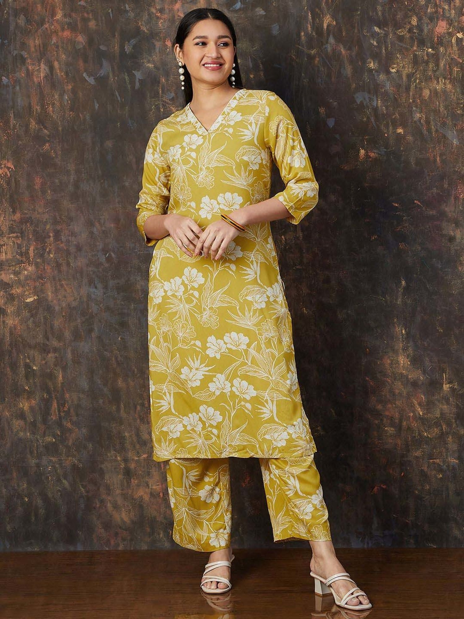 Melange by Lifestyle Yellow Printed Kurta & Pant Set