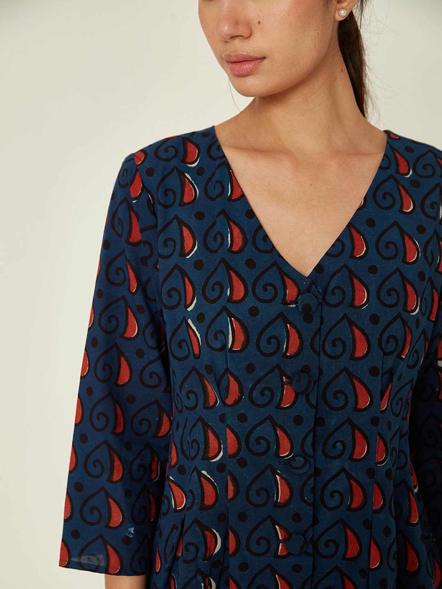 ANCESTRY Blue Cotton Printed Top