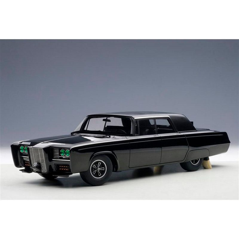Black Beauty Green Hornet Black TV Series 1/18 Diecast Model Car by Autoart