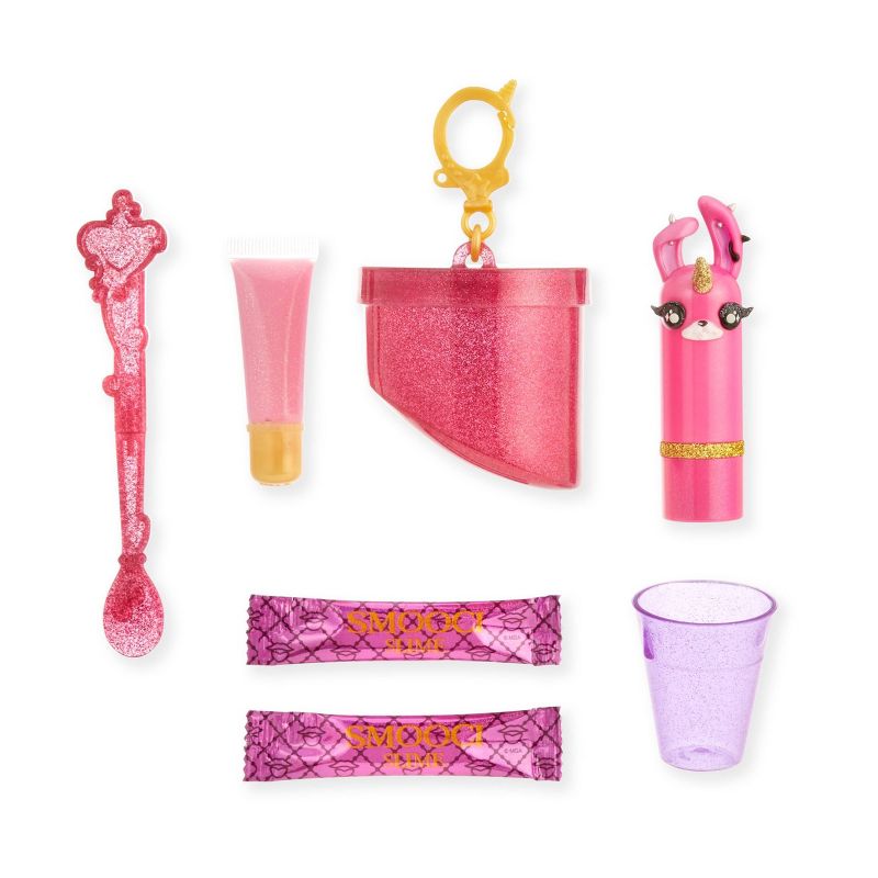 Rainbow High Makeup Surprise Lipstick with 10 Slime Surprises