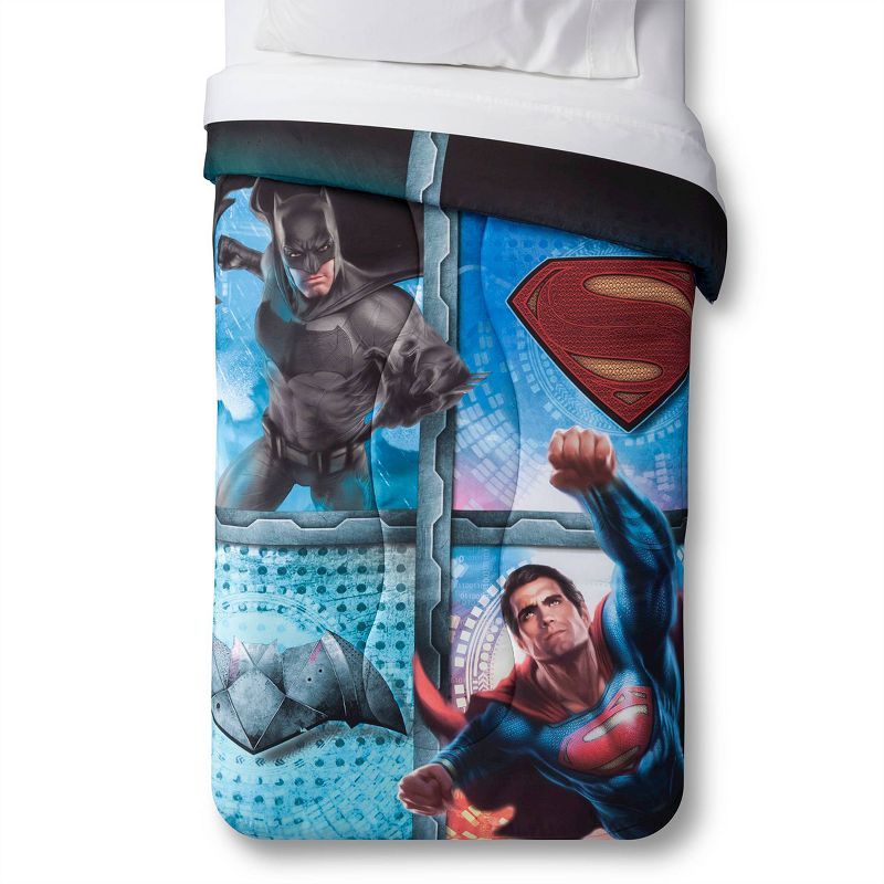 Batman vs Superman Twin Comforter Crime and Punishment Superhero Bedding - DC Comics..